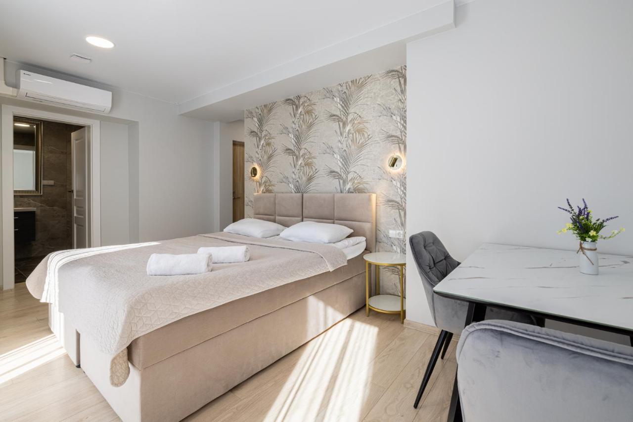 Telšiai Dharma Stay Apartamentai Su Terasa Ir Vaizdu I Miesta מראה חיצוני תמונה
