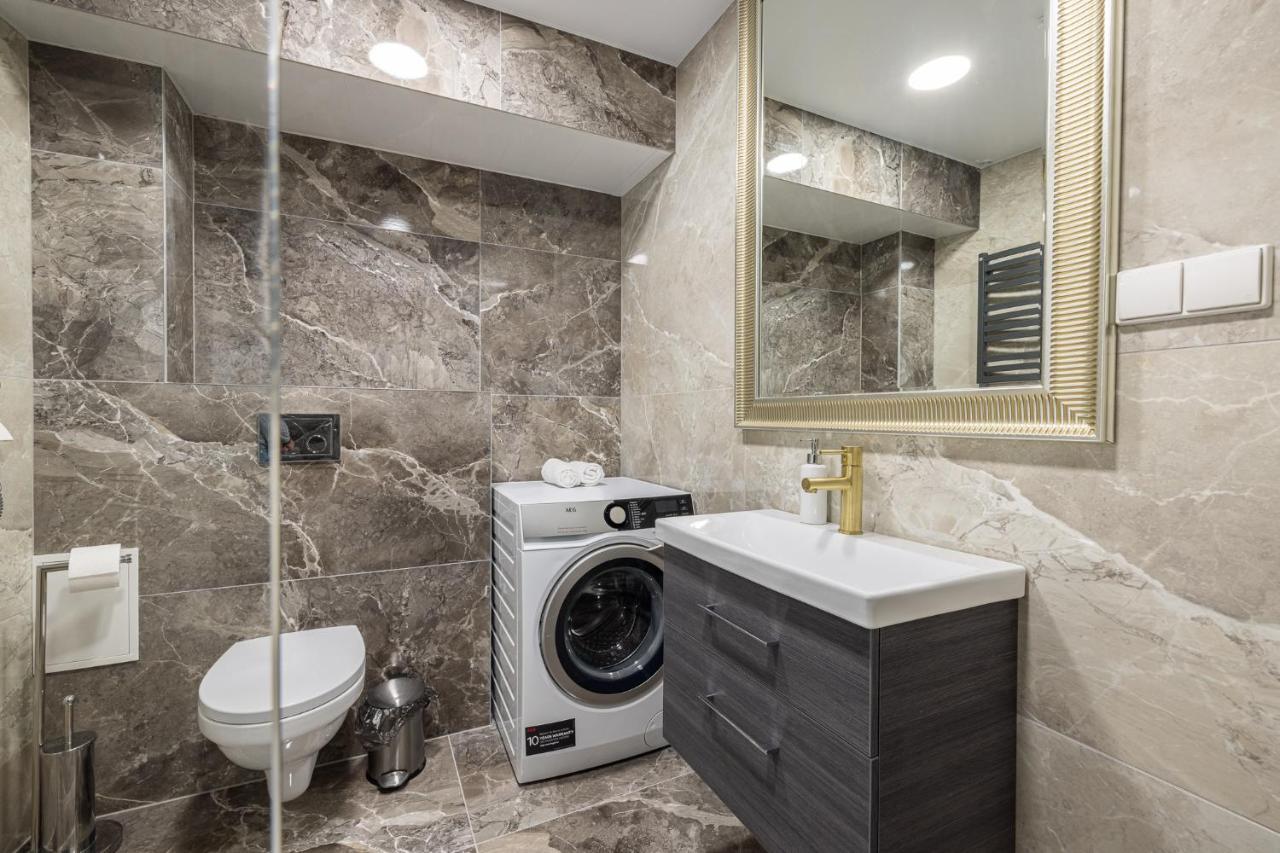 Telšiai Dharma Stay Apartamentai Su Terasa Ir Vaizdu I Miesta מראה חיצוני תמונה