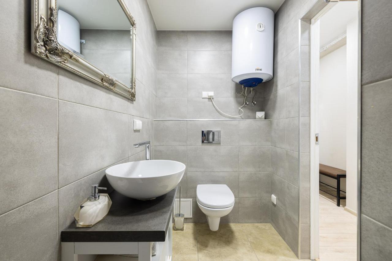 Telšiai Dharma Stay Apartamentai Su Terasa Ir Vaizdu I Miesta מראה חיצוני תמונה