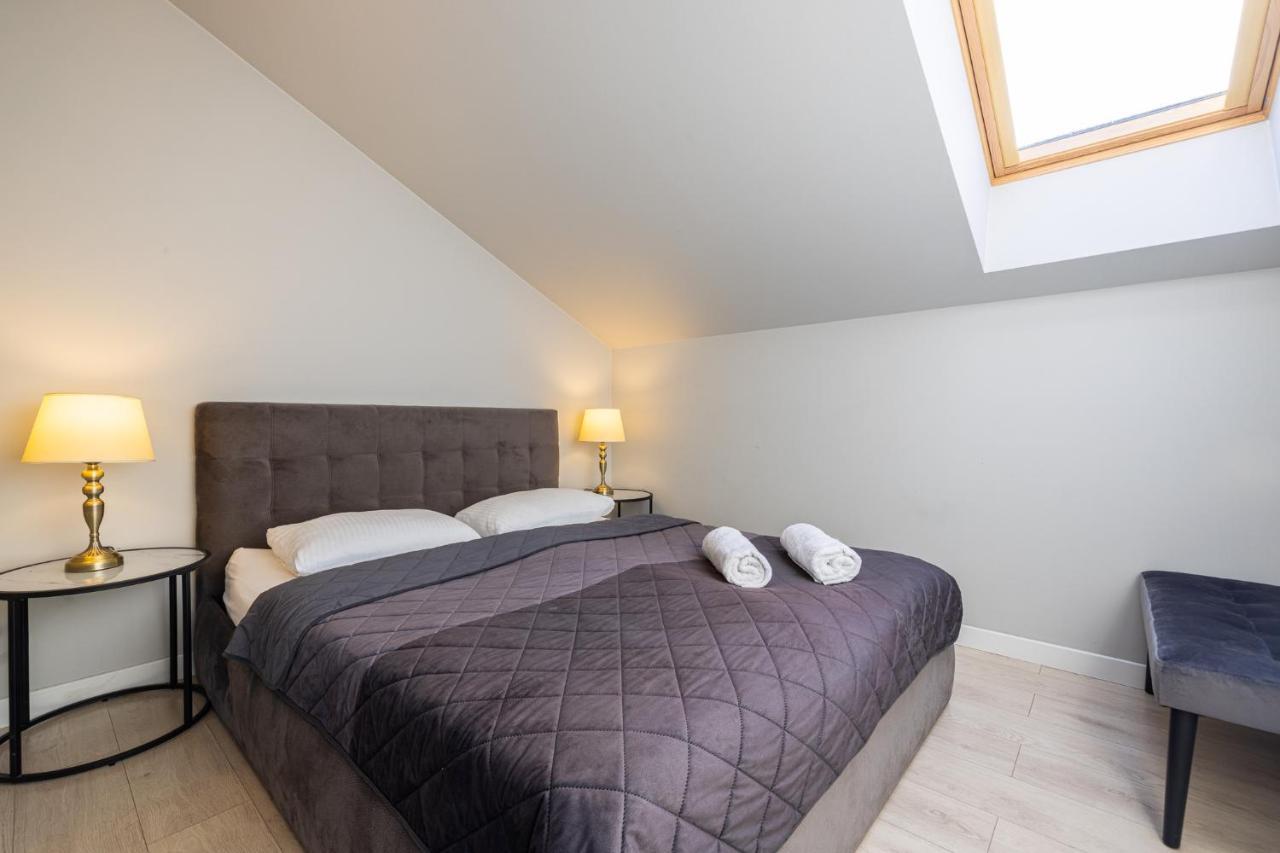 Telšiai Dharma Stay Apartamentai Su Terasa Ir Vaizdu I Miesta מראה חיצוני תמונה