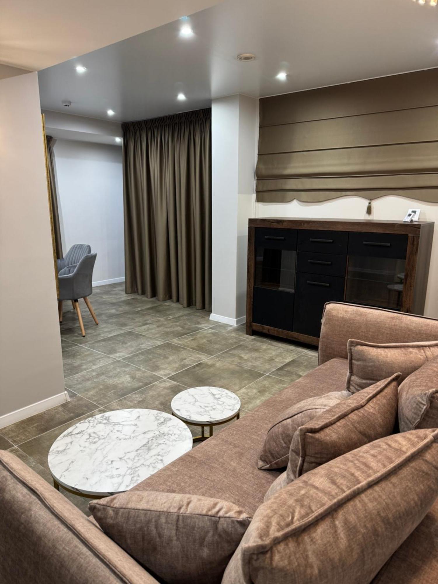 Telšiai Dharma Stay Apartamentai Su Terasa Ir Vaizdu I Miesta מראה חיצוני תמונה