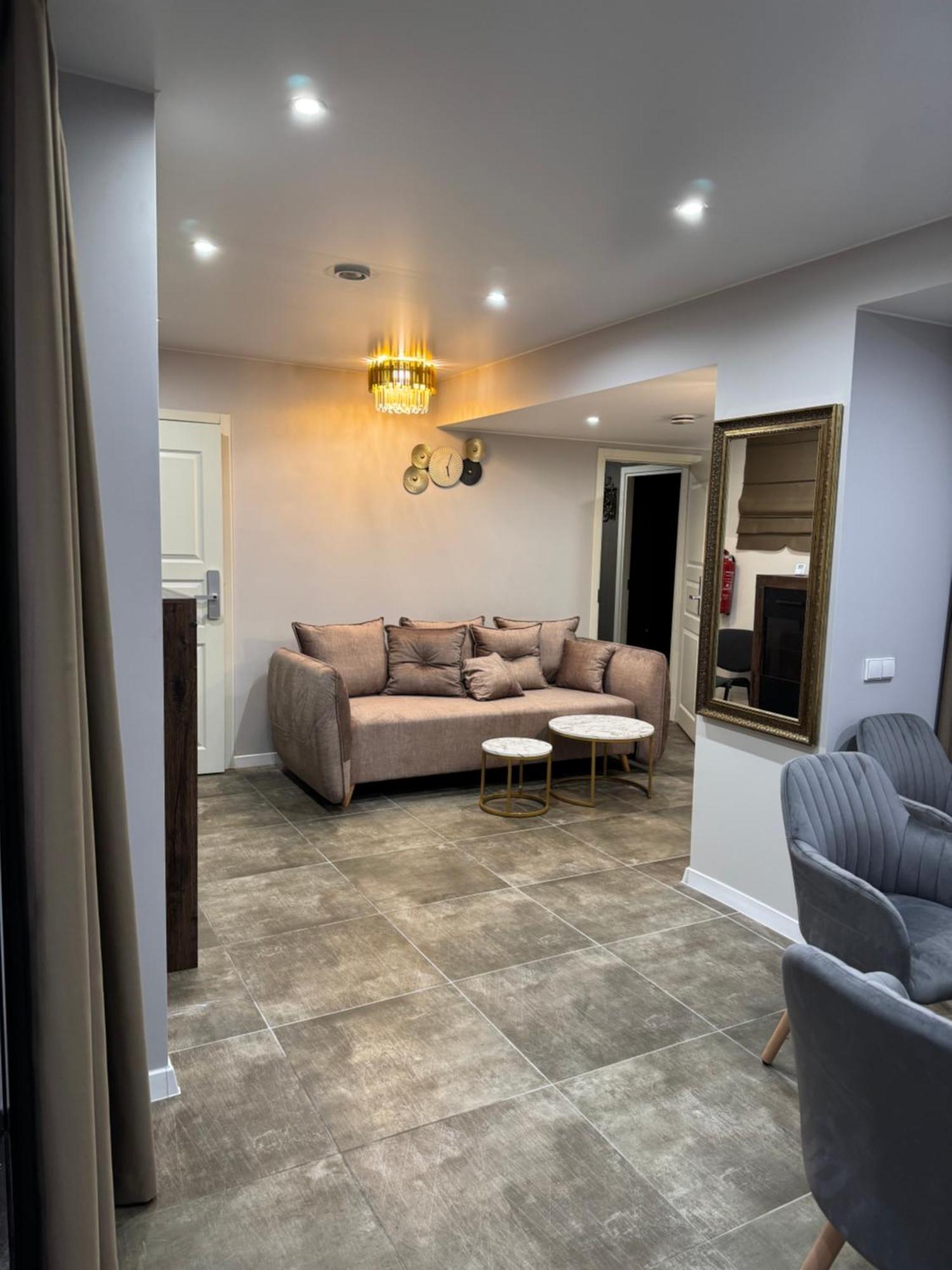 Telšiai Dharma Stay Apartamentai Su Terasa Ir Vaizdu I Miesta מראה חיצוני תמונה